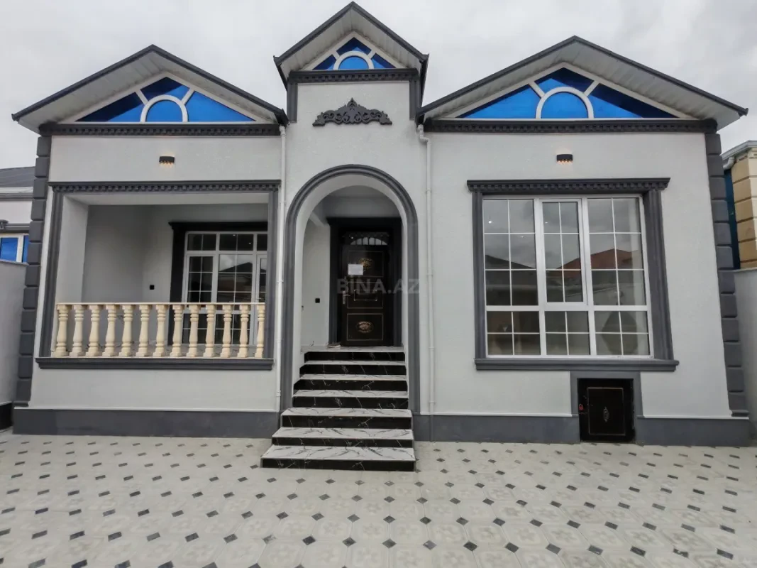 Satılır 4 otaqlı həyət evi 122 m²