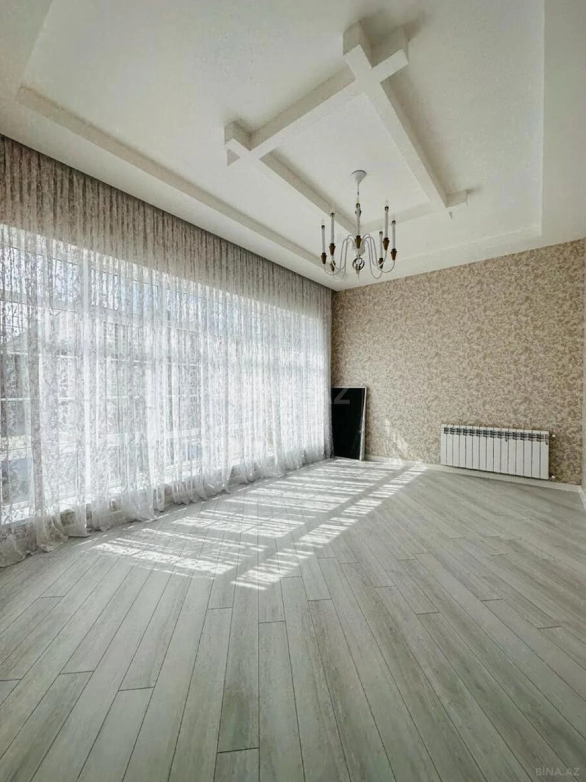 Satılır 4 otaqlı həyət evi 180 m²