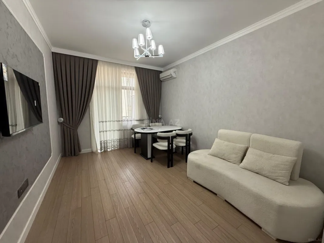 Kirayə verilir 2 otaqlı mənzil 55 m²