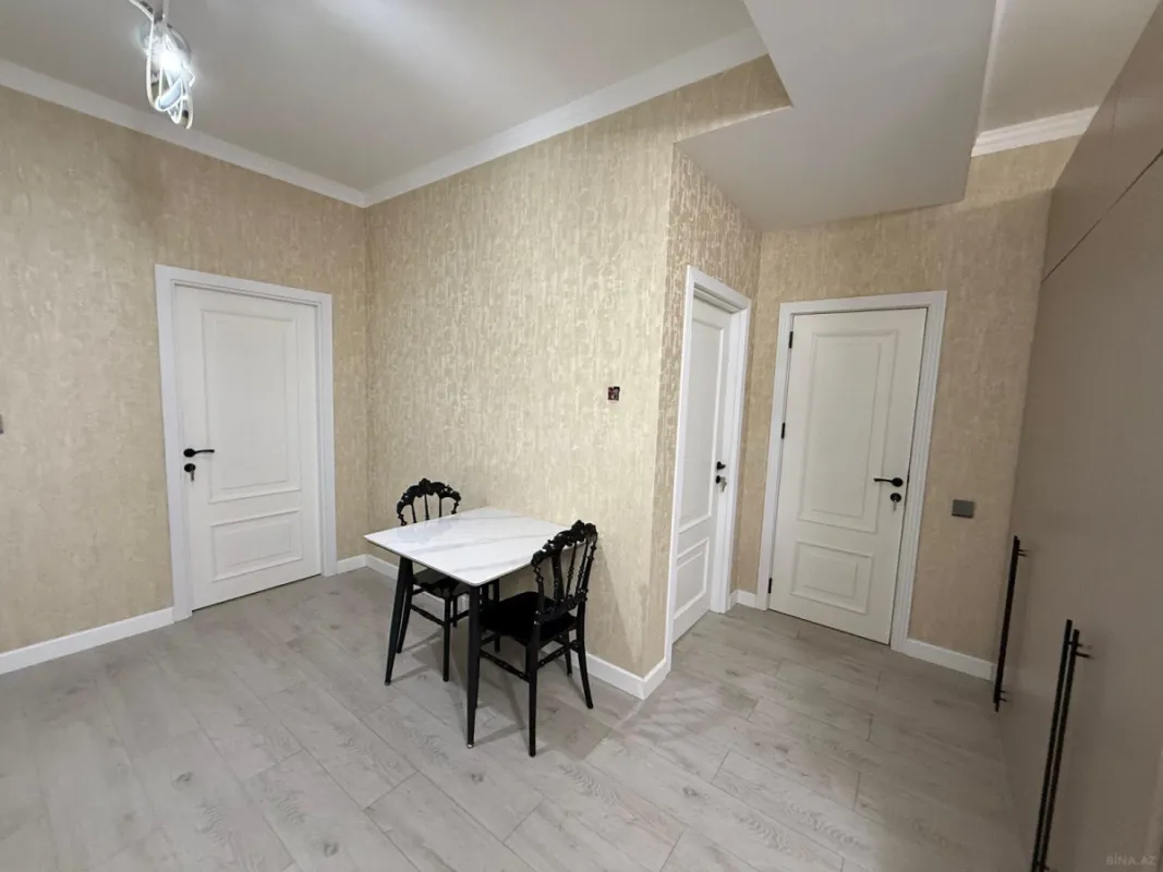 Kirayə verilir 2 otaqlı mənzil 55 m²