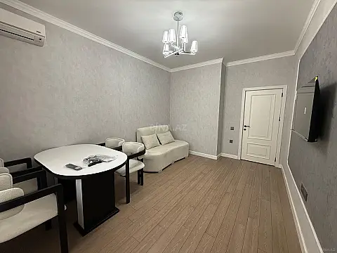 Kirayə verilir 2 otaqlı mənzil 55 m²