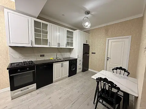 Kirayə verilir 2 otaqlı mənzil 55 m²