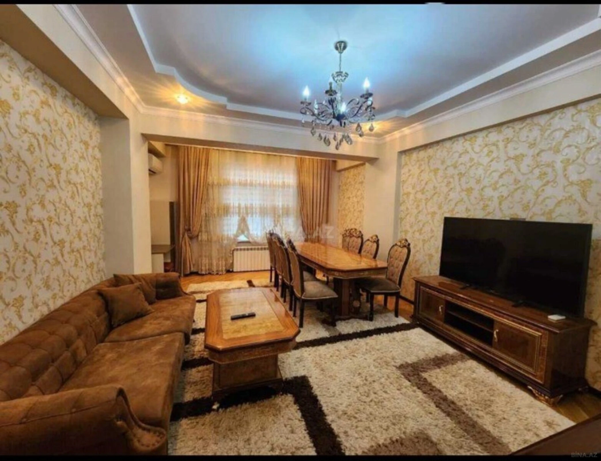 Kirayə verilir 2 otaqlı mənzil 115 m²