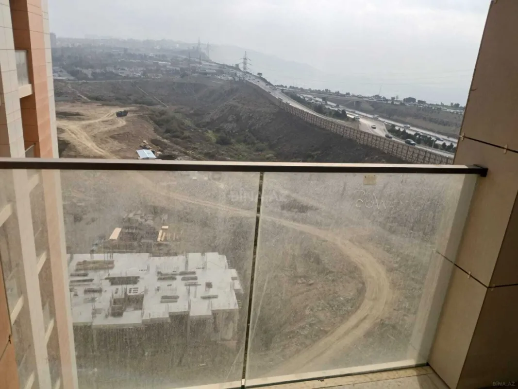 Satılır 3 otaqlı mənzil 88 m²