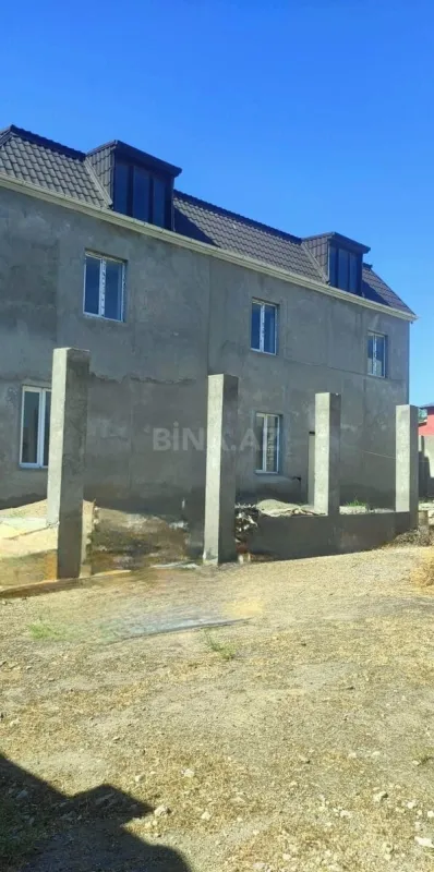 Satılır 6 otaqlı həyət evi 450 m²