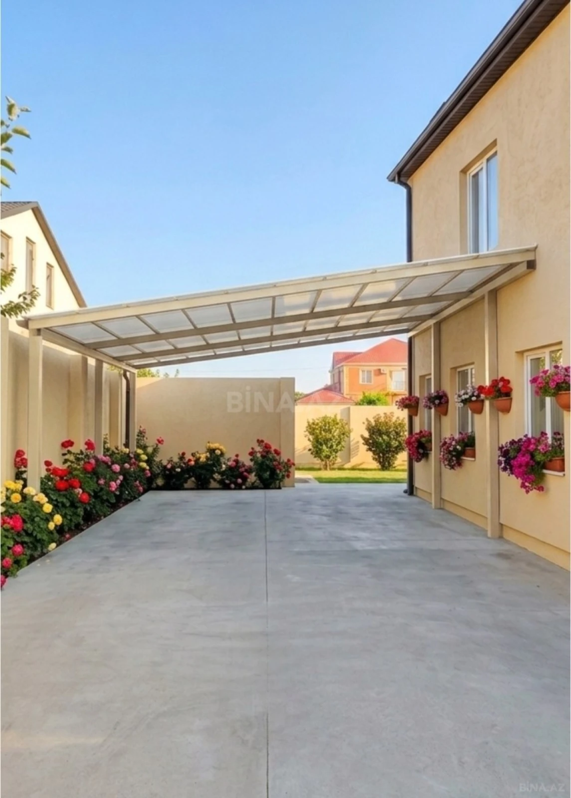 Satılır 6 otaqlı həyət evi 450 m²