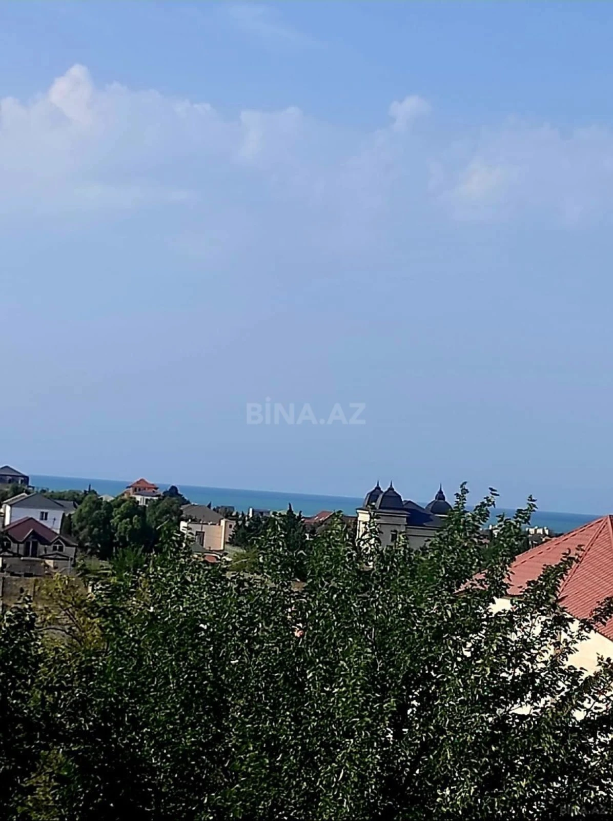 Satılır 6 otaqlı həyət evi 450 m²