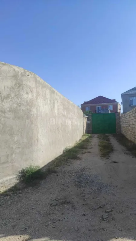 Satılır 6 otaqlı həyət evi 450 m²