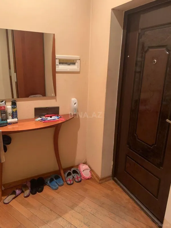 Satılır 2 otaqlı mənzil 86 m²