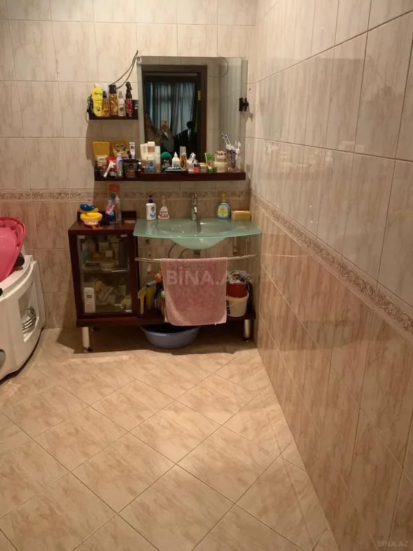 Satılır 2 otaqlı mənzil 86 m²