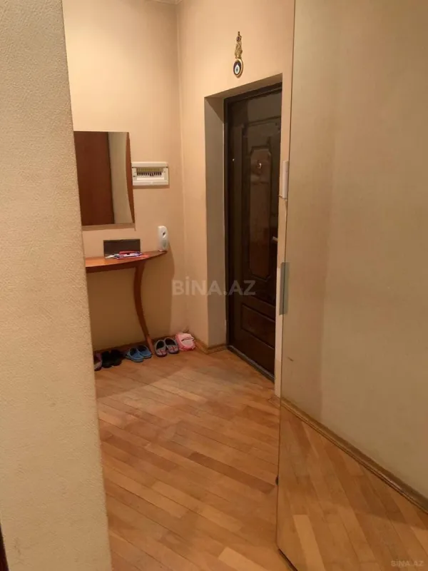 Satılır 2 otaqlı mənzil 86 m²