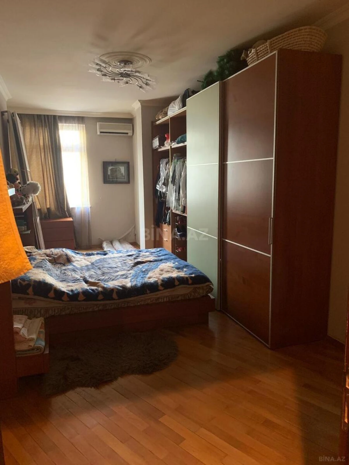 Satılır 2 otaqlı mənzil 86 m²