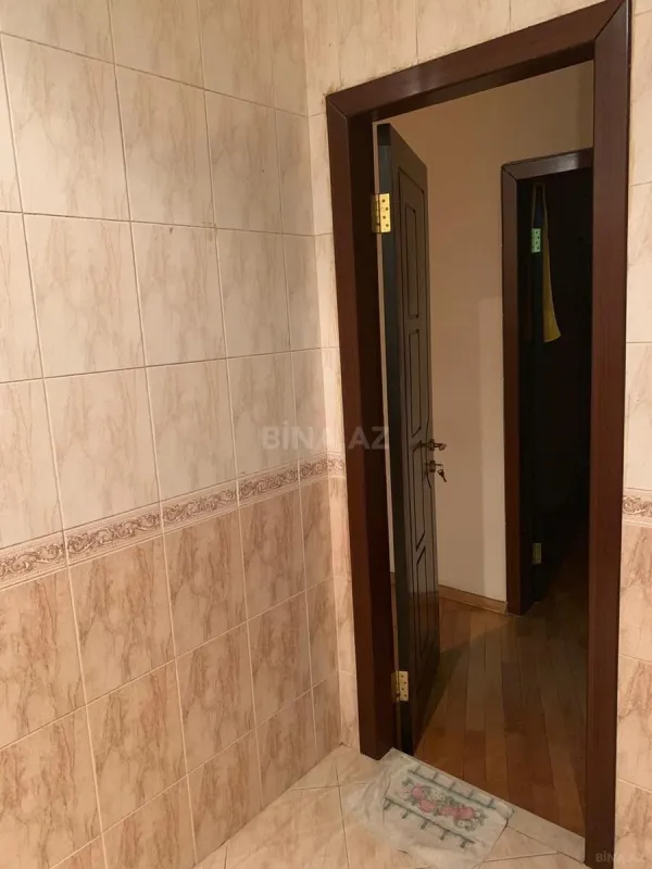 Satılır 2 otaqlı mənzil 86 m²