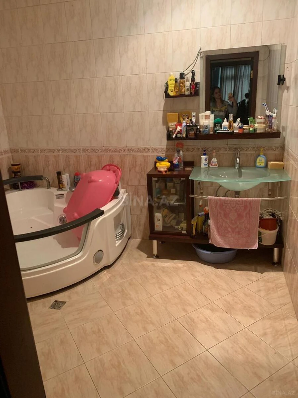 Satılır 2 otaqlı mənzil 86 m²