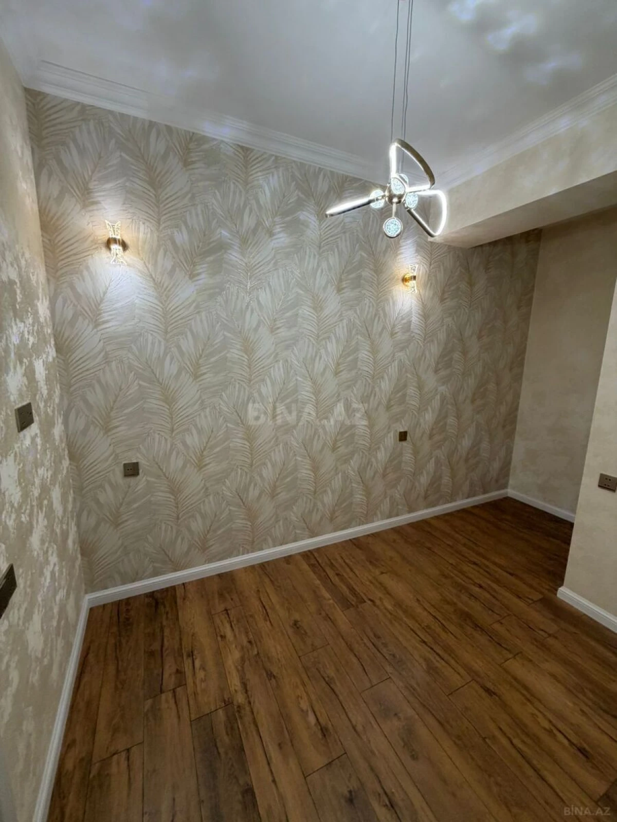 Satılır 3 otaqlı mənzil 79 m²