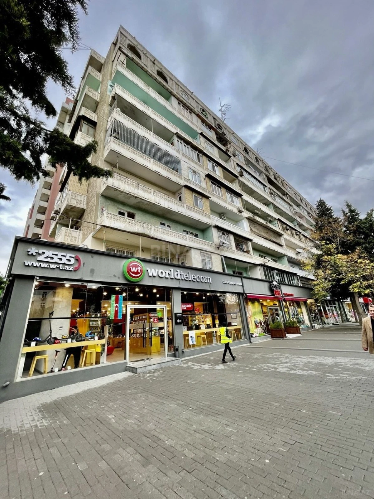 Satılır 5 otaqlı mənzil 115 m²