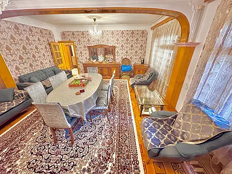 Satılır 5 otaqlı mənzil 115 m²