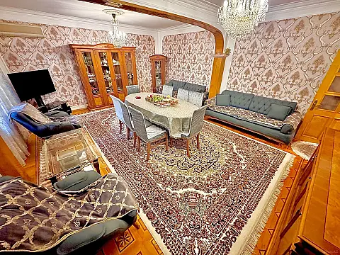 Satılır 5 otaqlı mənzil 115 m²