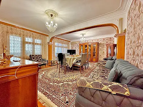 Satılır 5 otaqlı mənzil 115 m² — Bakı 5 otaq 115.00 m²