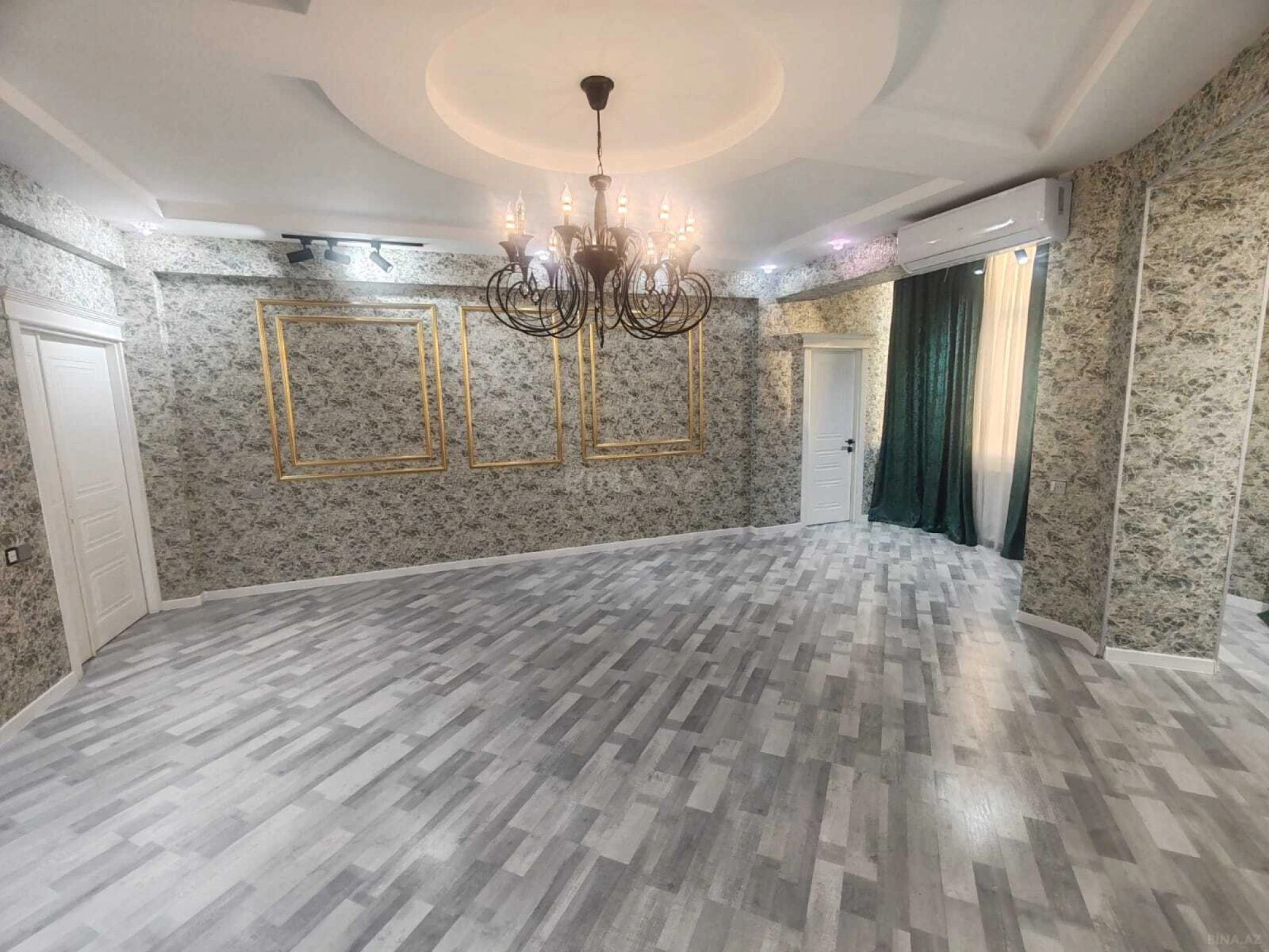 Satılır 4 otaqlı mənzil 165 m²