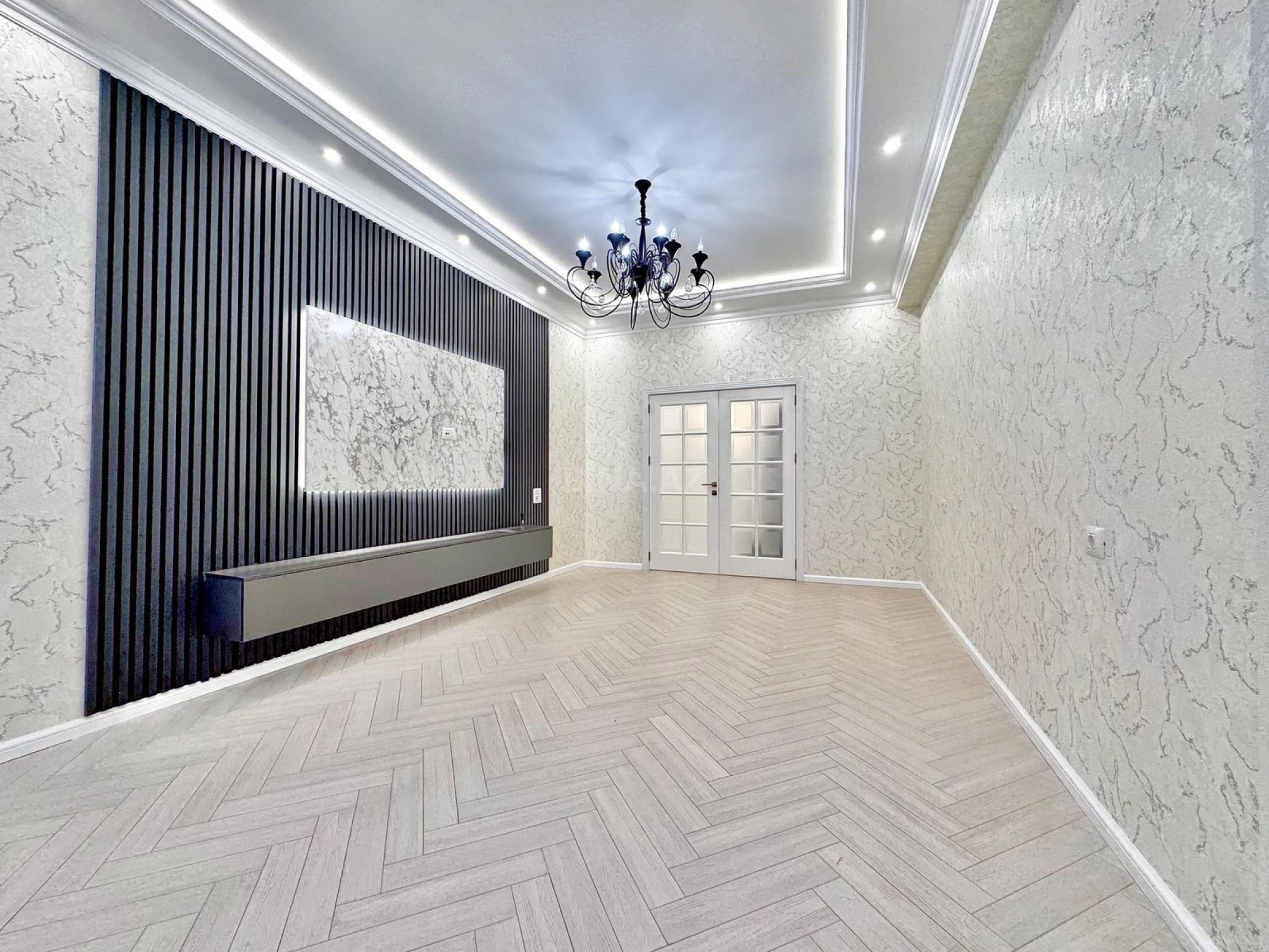 Satılır 4 otaqlı mənzil 136 m²
