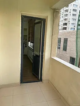 Satılır 5 otaqlı ofis 190 m²