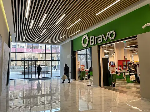 Satılır 4 otaqlı mənzil 163 m²