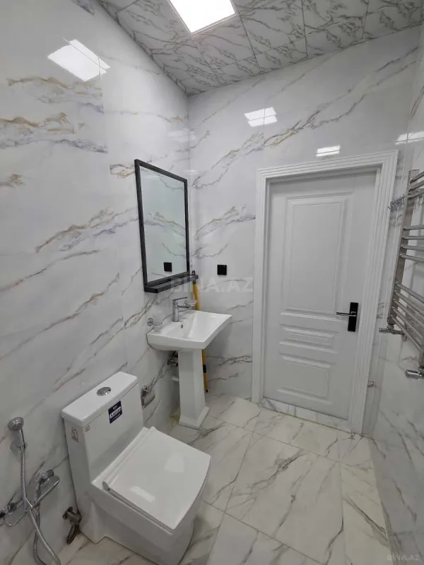 Satılır 2 otaqlı mənzil 60 m²