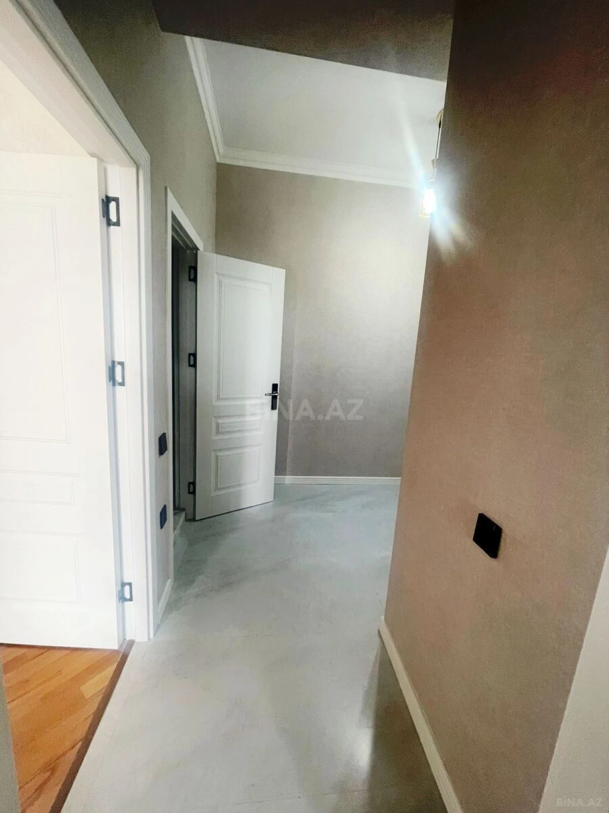 Satılır 2 otaqlı mənzil 60 m²