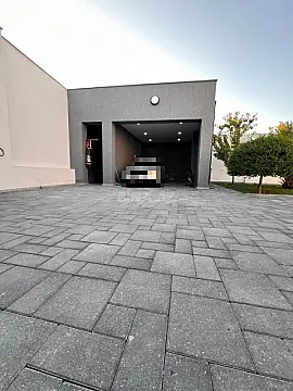 Satılır 4 otaqlı həyət evi 350 m²