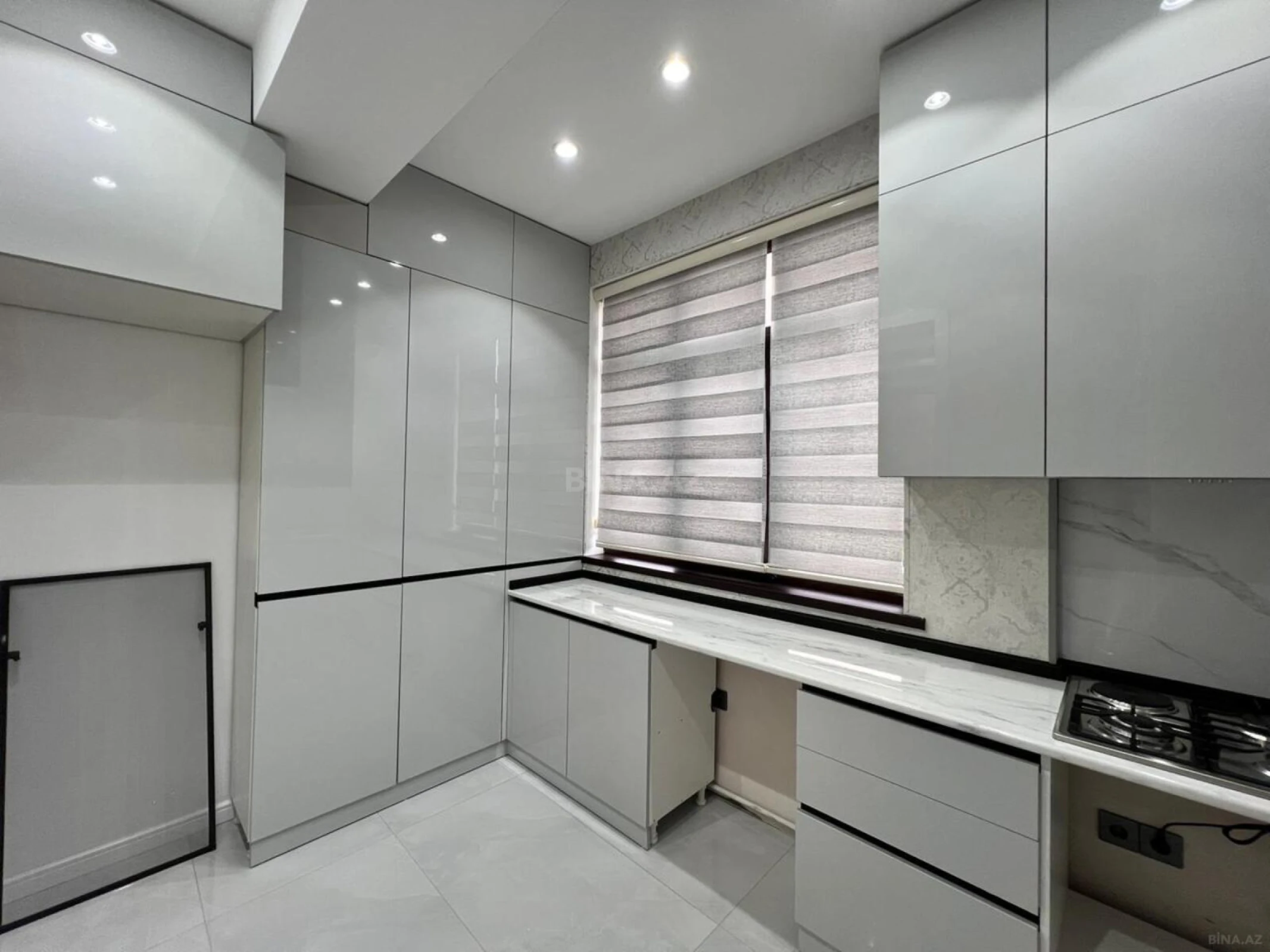 Satılır 3 otaqlı mənzil 79 m²