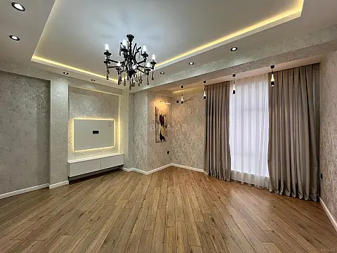 Satılır 3 otaqlı mənzil 79 m² — Bakı, Yeni Günəşli 3 otaq 79.00 m²
