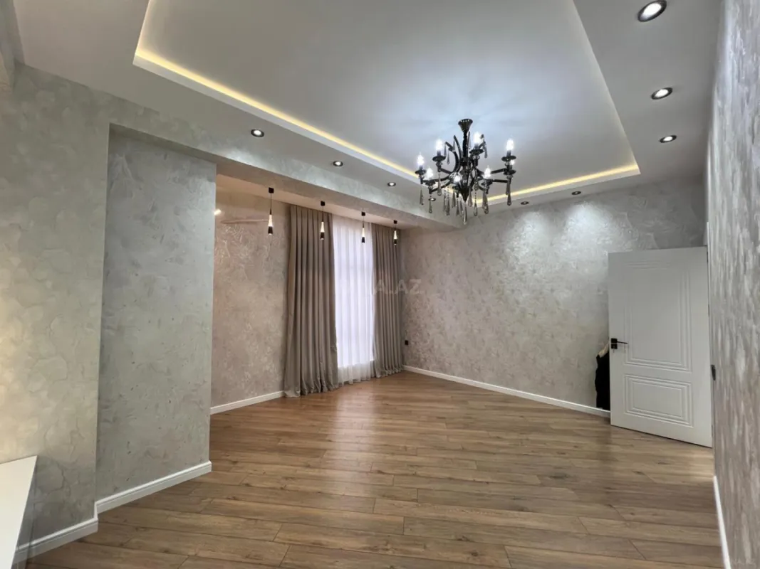 Satılır 3 otaqlı mənzil 79 m²