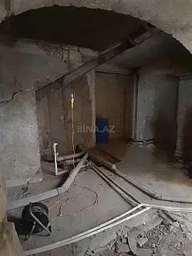Satılır 4 otaqlı mənzil 130 m²