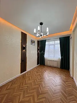 Satılır 3 otaqlı mənzil 93 m²