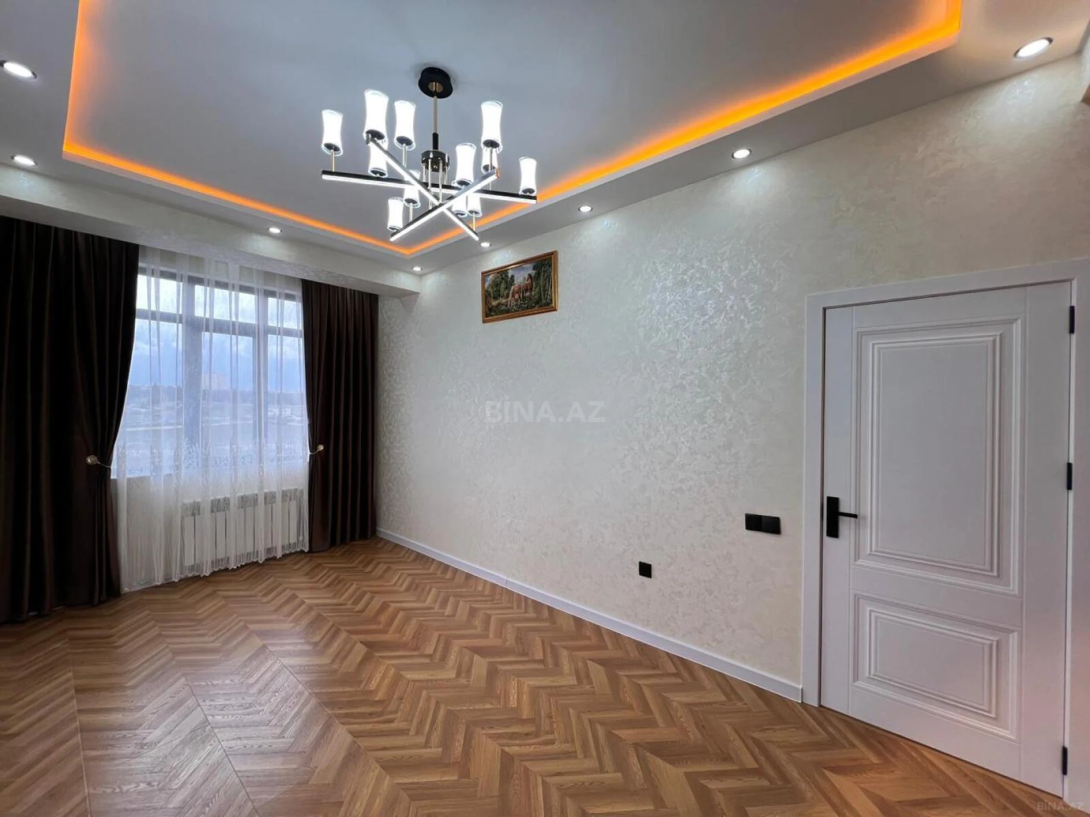 Satılır 3 otaqlı mənzil 93 m²