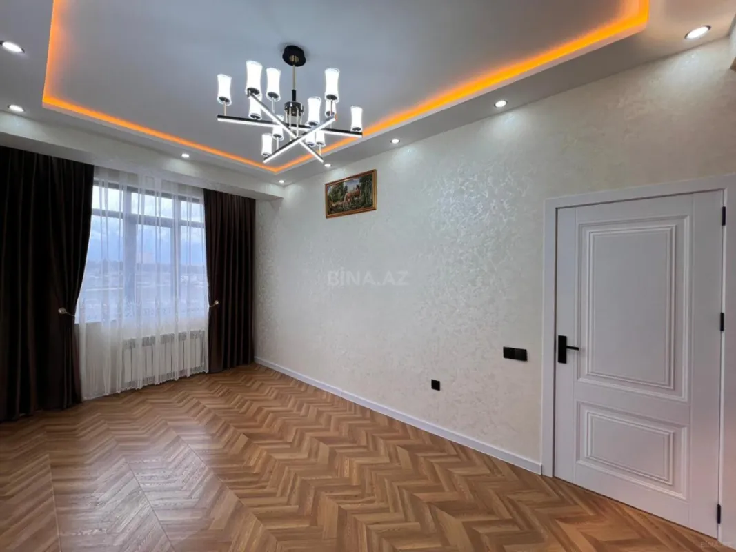 Satılır 3 otaqlı mənzil 93 m²