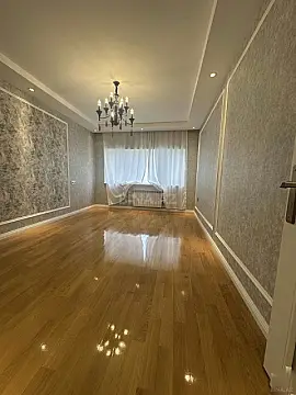 Satılır 3 otaqlı mənzil 95 m²