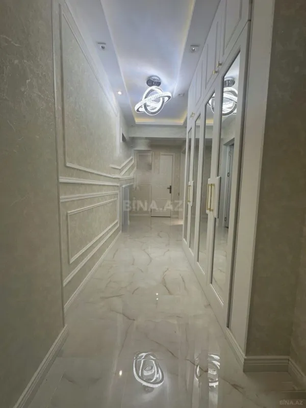 Satılır 3 otaqlı mənzil 95 m²