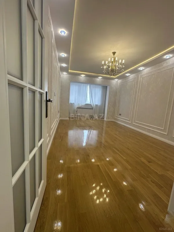 Satılır 3 otaqlı mənzil 95 m²