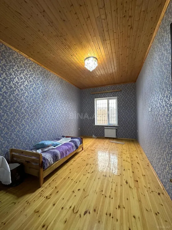Satılır 4 otaqlı həyət evi 280 m²