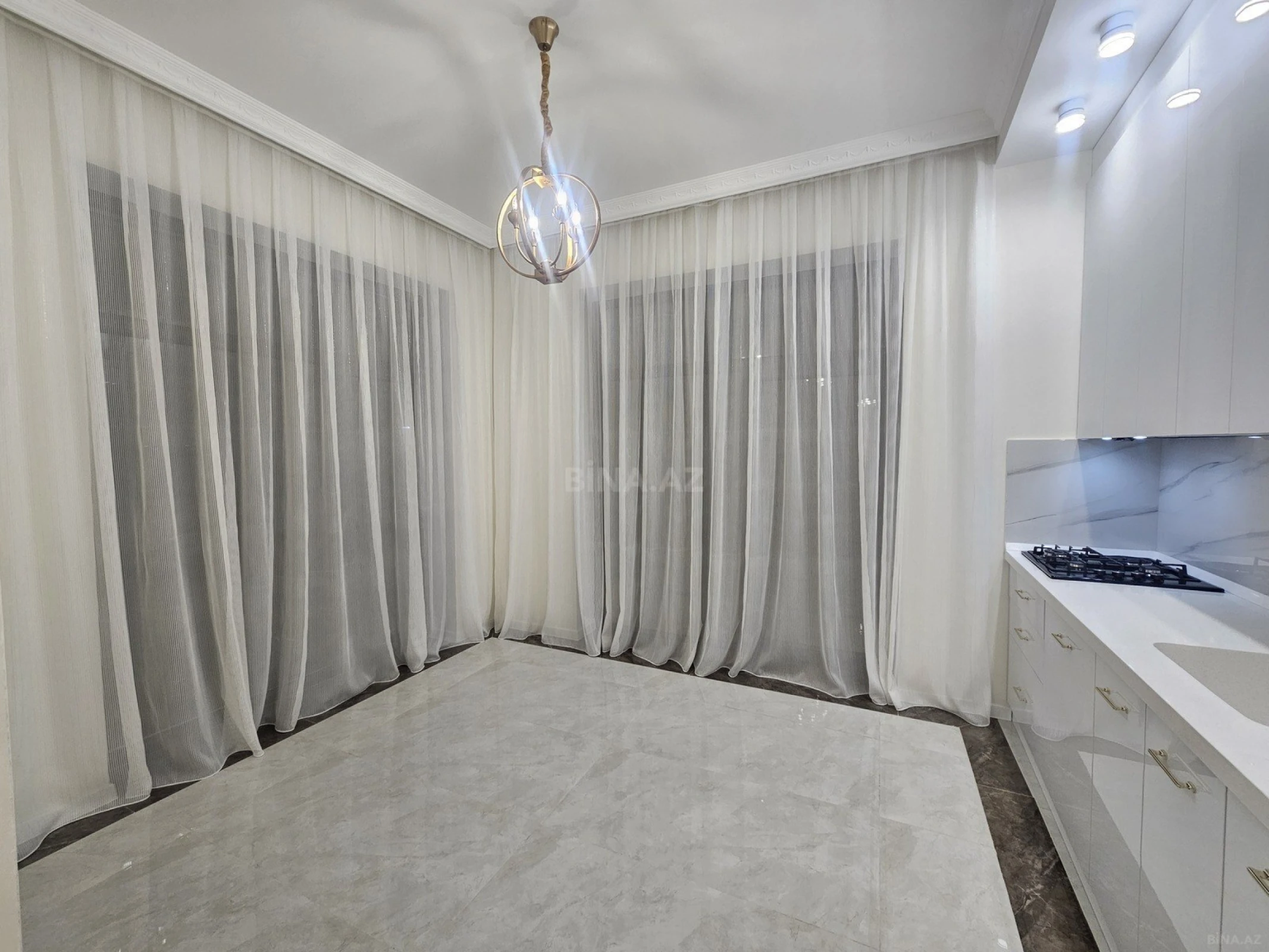 Satılır 4 otaqlı həyət evi 150 m²