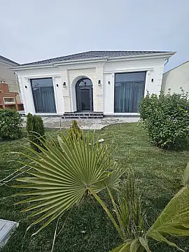 Satılır 4 otaqlı həyət evi 150 m²