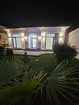 Satılır 4 otaqlı həyət evi 150 m²