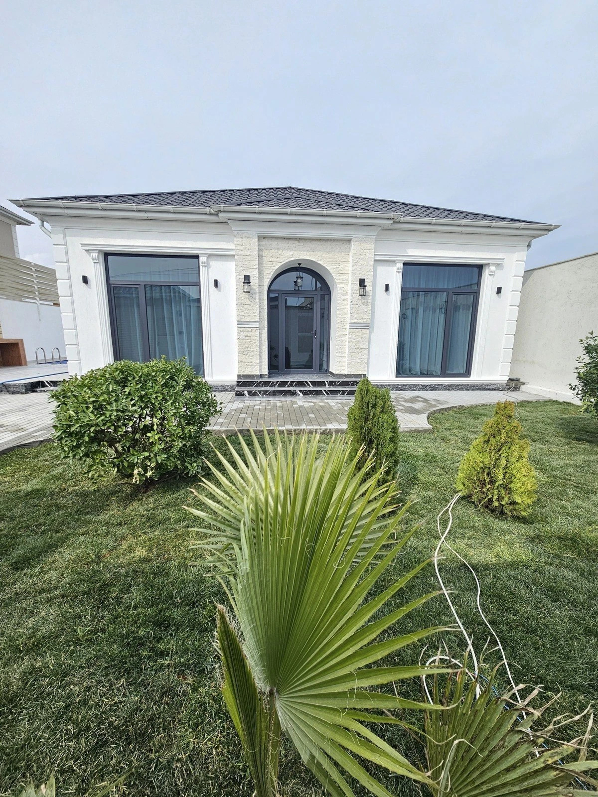 Satılır 4 otaqlı həyət evi 150 m²