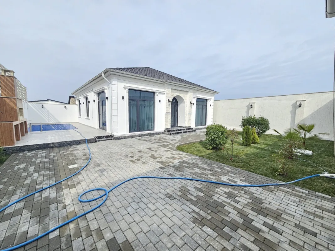 Satılır 4 otaqlı həyət evi 150 m²