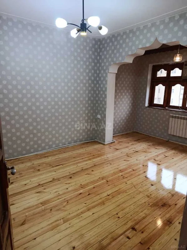 Satılır 3 otaqlı mənzil 74 m²