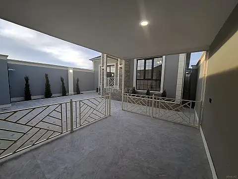 Satılır 4 otaqlı həyət evi 120 m²