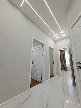 Satılır 2 otaqlı mənzil 70 m²