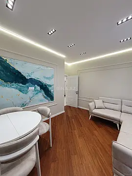 Satılır 2 otaqlı mənzil 70 m²